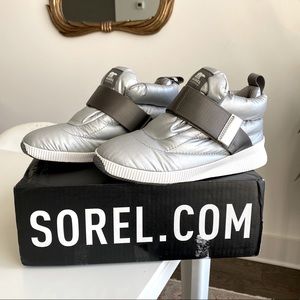 Sorel Out N About Puffy Boot - Pure Silver